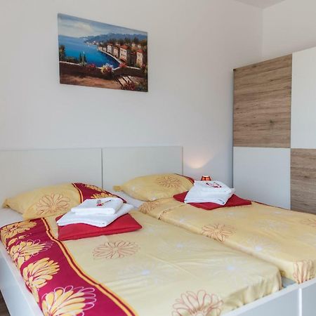 De Luxe Apartment Mediteran 1**** ซาตอน ภายนอก รูปภาพ
