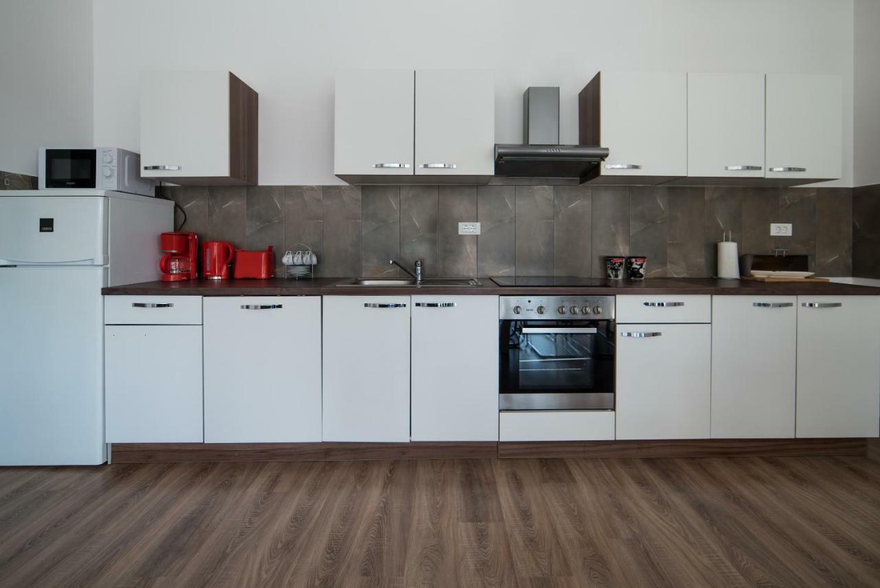 De Luxe Apartment Mediteran 1**** ซาตอน ภายนอก รูปภาพ